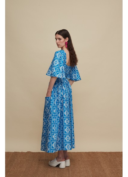 VATOLAKOS MAXI DRESS (VOURIA WHITE/BLUE PRINT)