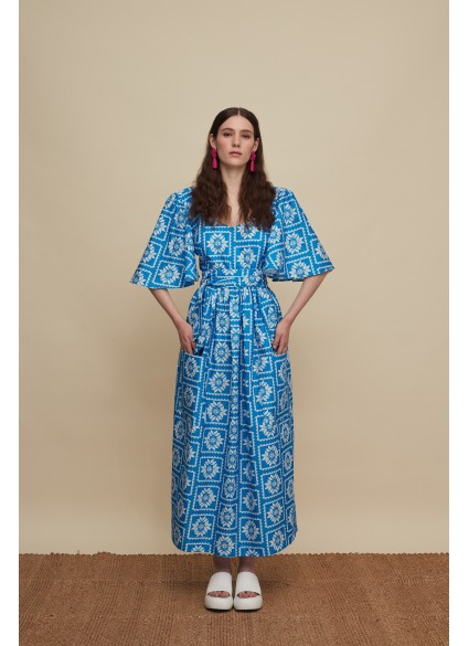 VATOLAKOS MAXI DRESS (VOURIA WHITE/BLUE PRINT)