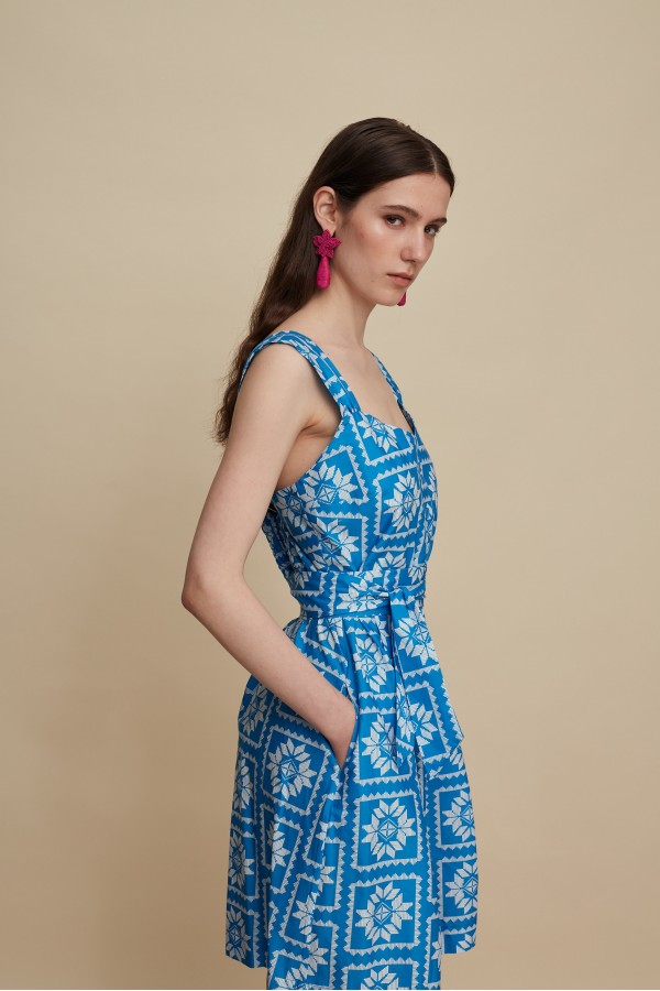 KROUSONAS MINI DRESS (VOURIA WHITE/BLUE PRINT)