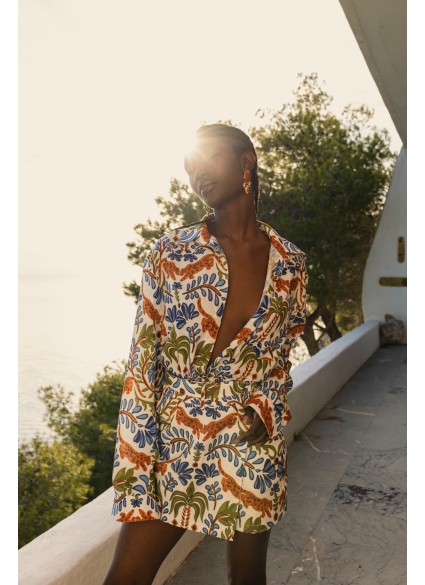 KAIA UNISEX SHIRT
