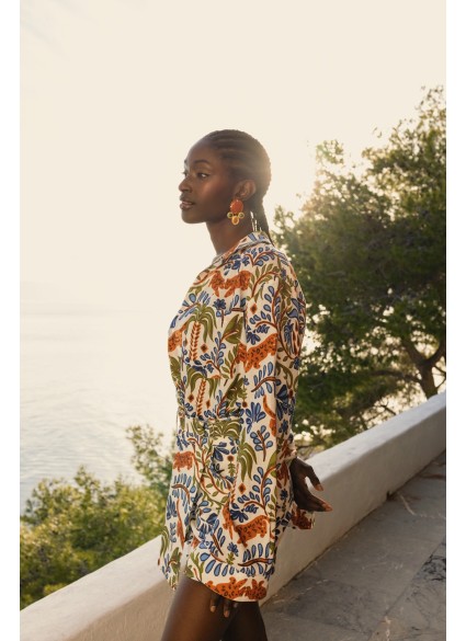 KAIA UNISEX SHIRT